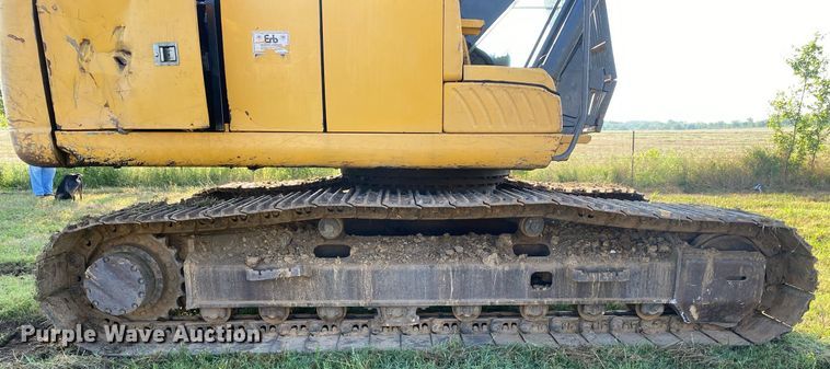 image for item DI7821 2009 John Deere 200D LC  excavator
