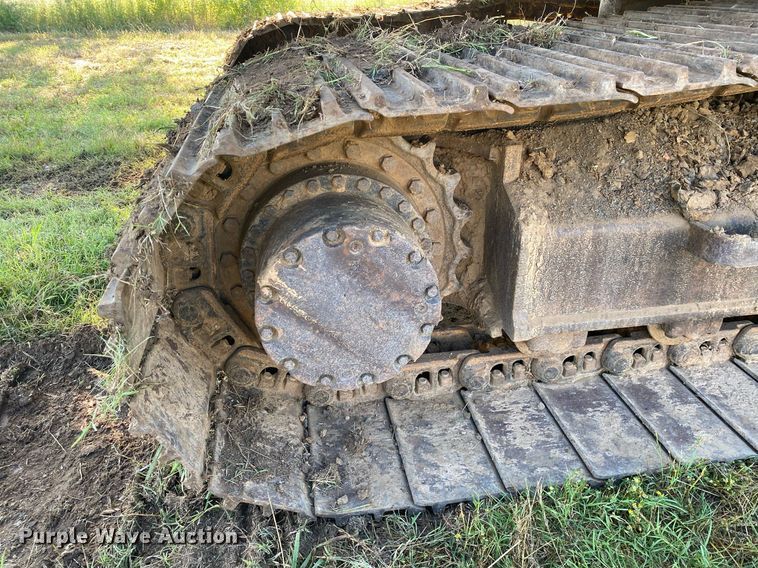 image for item DI7821 2009 John Deere 200D LC  excavator