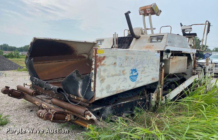 image for item DI7823 Cedarapids CR-461  paver