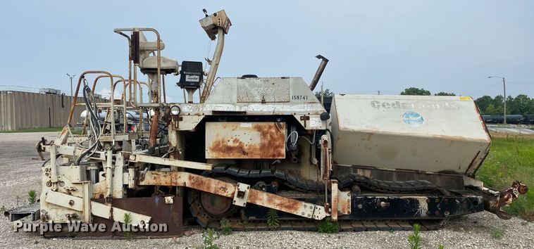 image for item DI7823 Cedarapids CR-461  paver