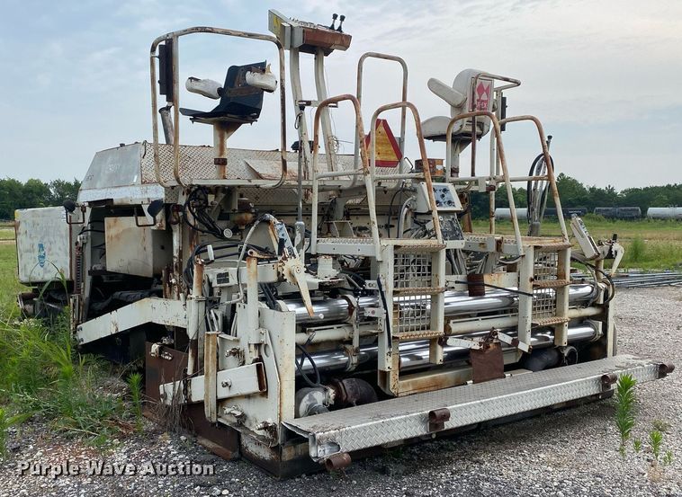 image for item DI7823 Cedarapids CR-461  paver