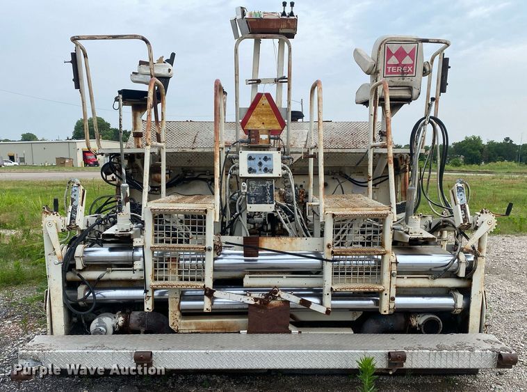 image for item DI7823 Cedarapids CR-461  paver