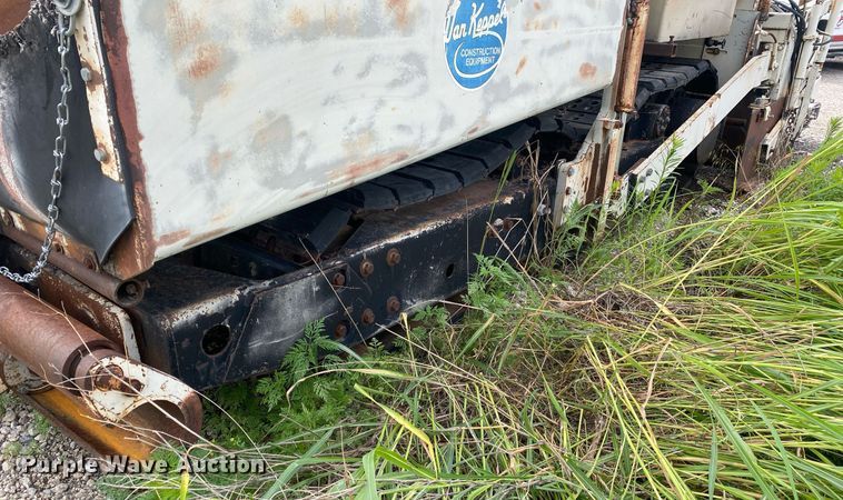 image for item DI7823 Cedarapids CR-461  paver