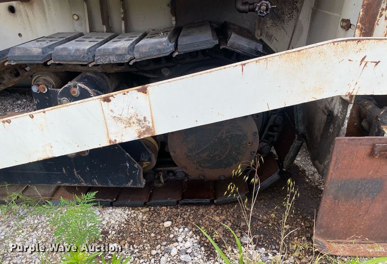 image for item DI7823 Cedarapids CR-461  paver