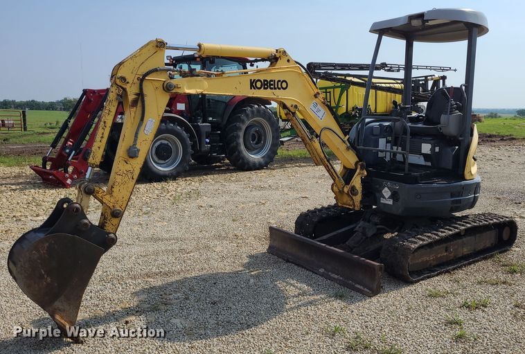 image for item DK1928 2007 Kobelco SK27SR3  mini excavator