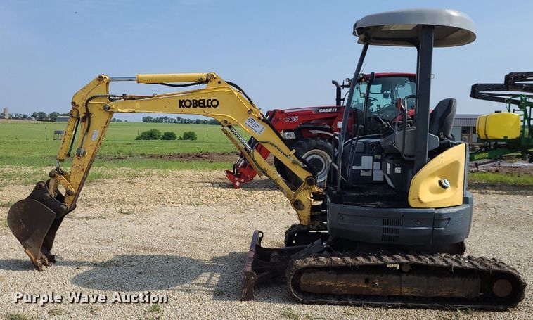 image for item DK1928 2007 Kobelco SK27SR3  mini excavator