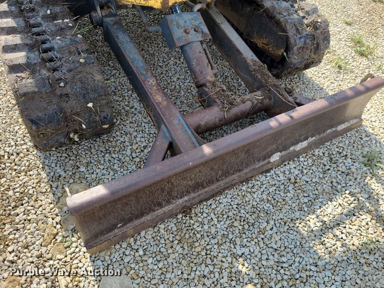 image for item DK1928 2007 Kobelco SK27SR3  mini excavator