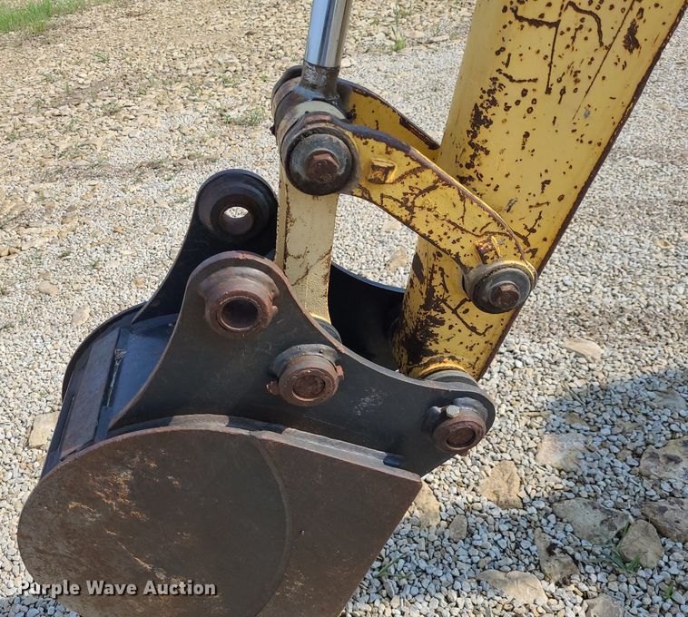 image for item DK1928 2007 Kobelco SK27SR3  mini excavator