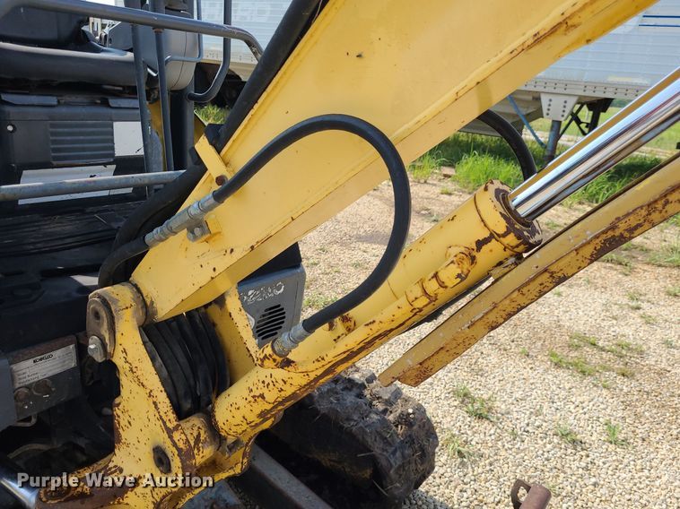image for item DK1928 2007 Kobelco SK27SR3  mini excavator