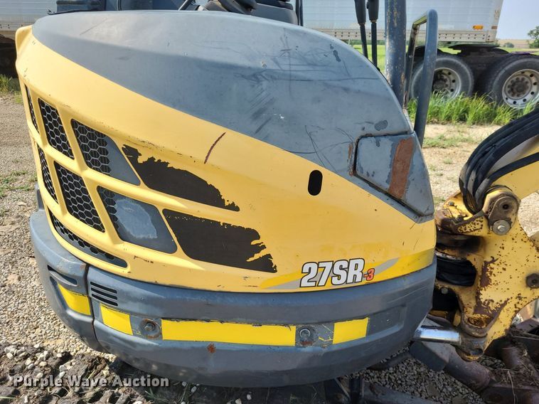 image for item DK1928 2007 Kobelco SK27SR3  mini excavator