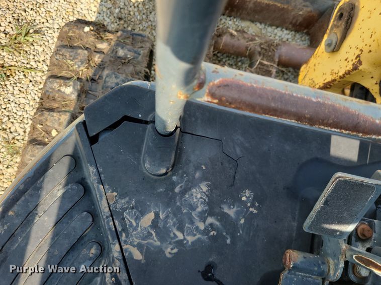 image for item DK1928 2007 Kobelco SK27SR3  mini excavator