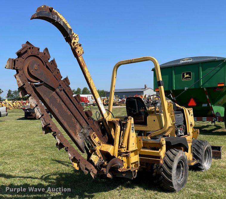image for item DL3769 2005 Vermeer RT650 trencher