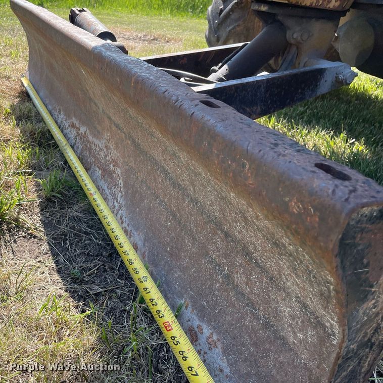 image for item DL3769 2005 Vermeer RT650 trencher