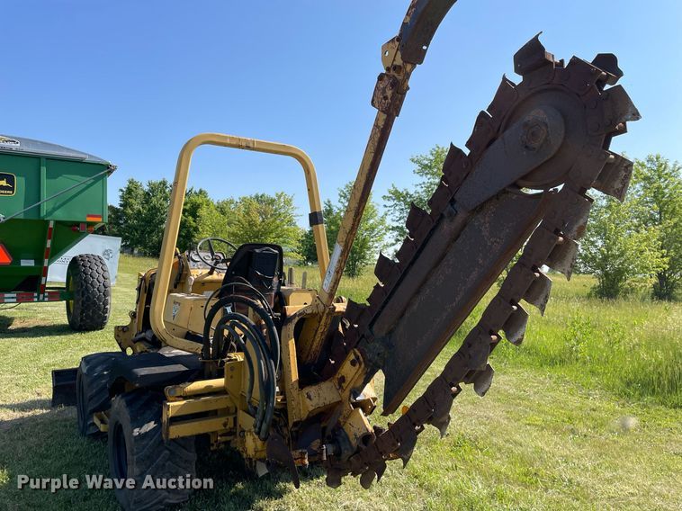 image for item DL3769 2005 Vermeer RT650 trencher
