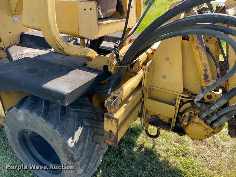 image for item DL3769 2005 Vermeer RT650 trencher