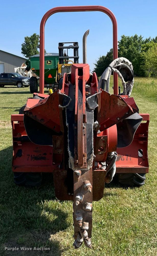 image for item DL3771 2007 Ditch Witch RT55  rock saw
