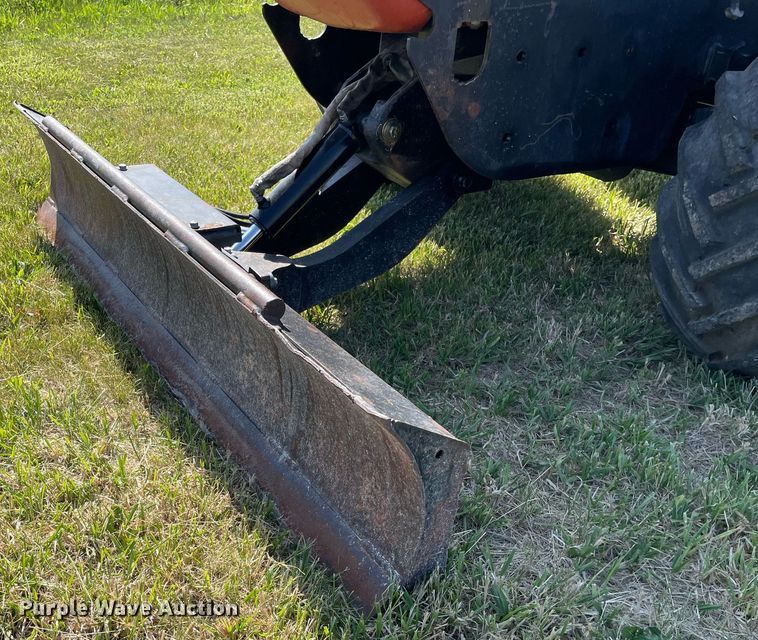 image for item DL3771 2007 Ditch Witch RT55  rock saw