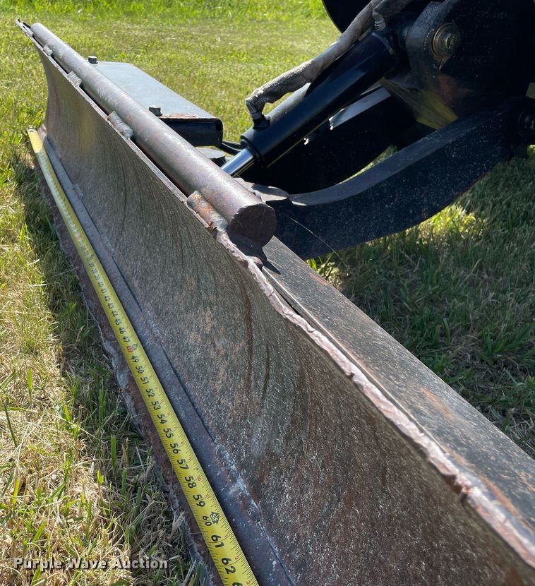 image for item DL3771 2007 Ditch Witch RT55  rock saw