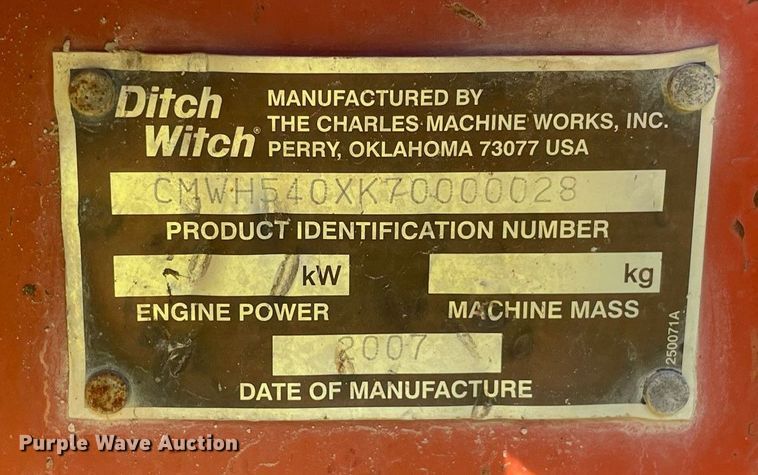 image for item DL3771 2007 Ditch Witch RT55  rock saw
