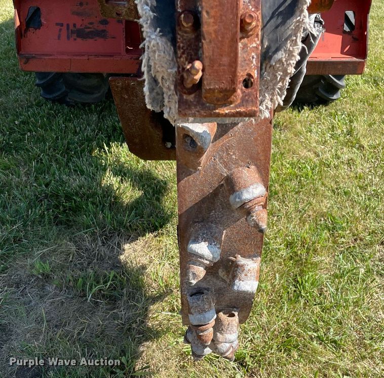 image for item DL3771 2007 Ditch Witch RT55  rock saw