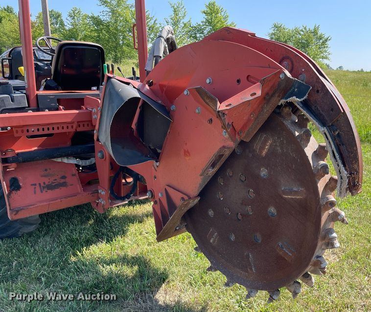 image for item DL3771 2007 Ditch Witch RT55  rock saw
