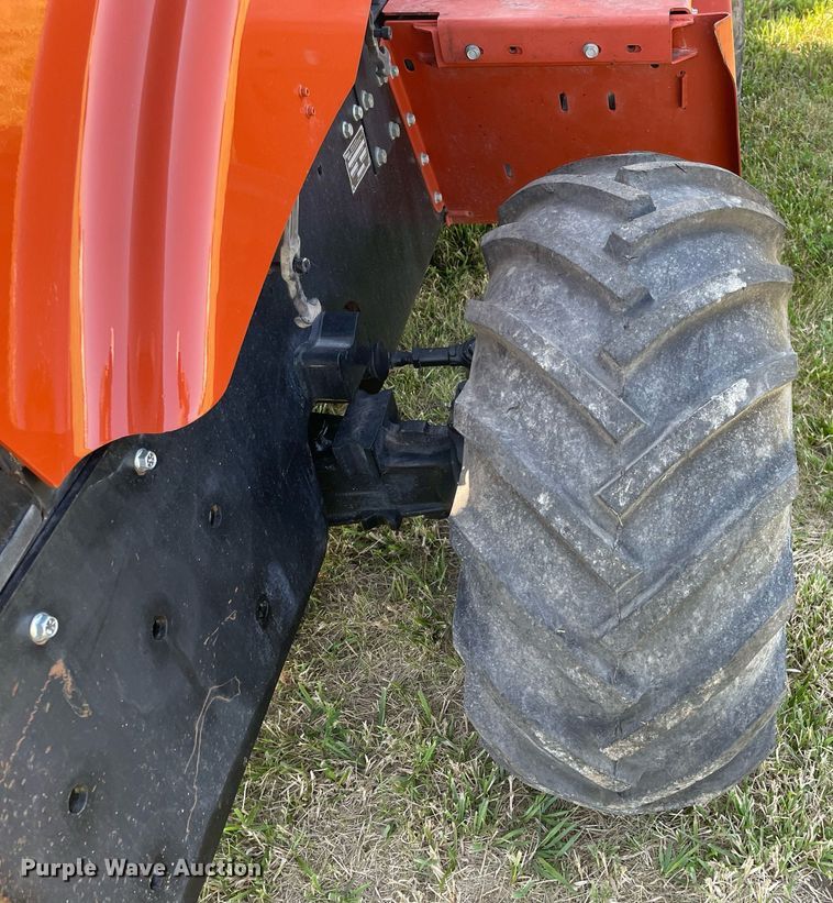 image for item DL3771 2007 Ditch Witch RT55  rock saw