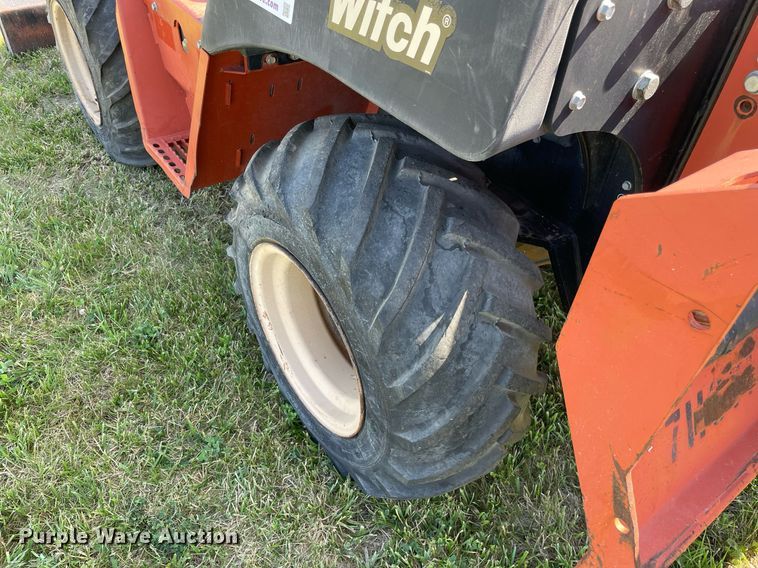 image for item DL3771 2007 Ditch Witch RT55  rock saw