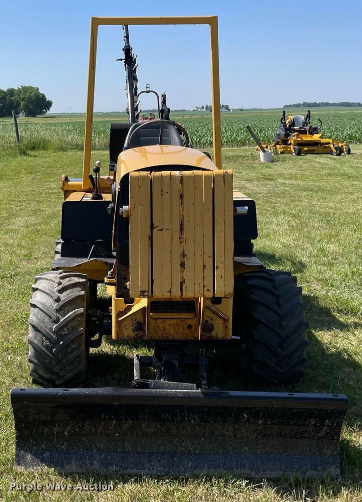 image for item DL3772 2005 Vermeer RT450  trencher
