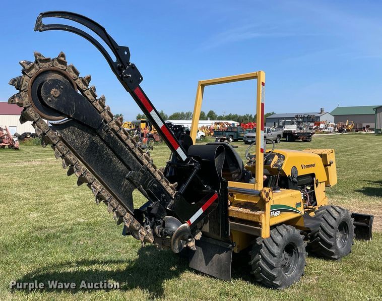image for item DL3772 2005 Vermeer RT450  trencher
