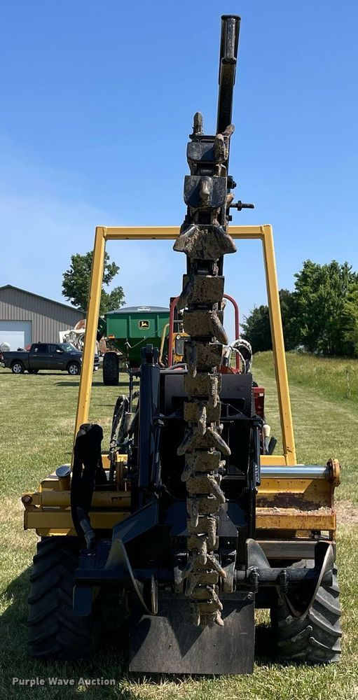 image for item DL3772 2005 Vermeer RT450  trencher