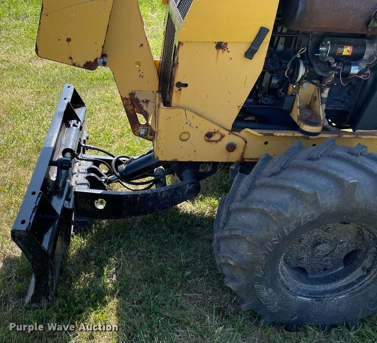 image for item DL3772 2005 Vermeer RT450  trencher