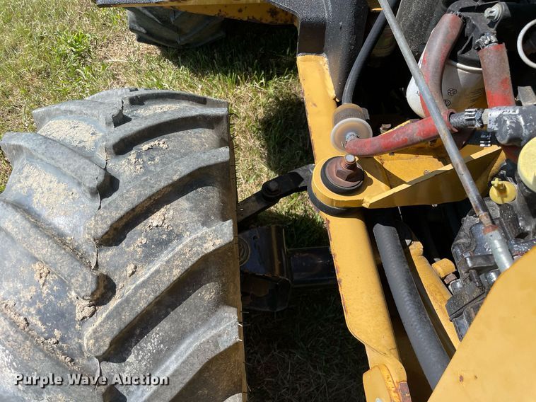 image for item DL3772 2005 Vermeer RT450  trencher