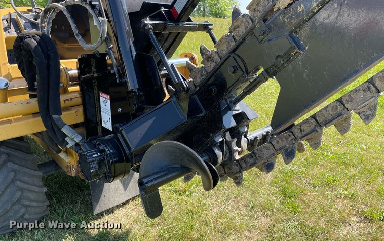 image for item DL3772 2005 Vermeer RT450  trencher