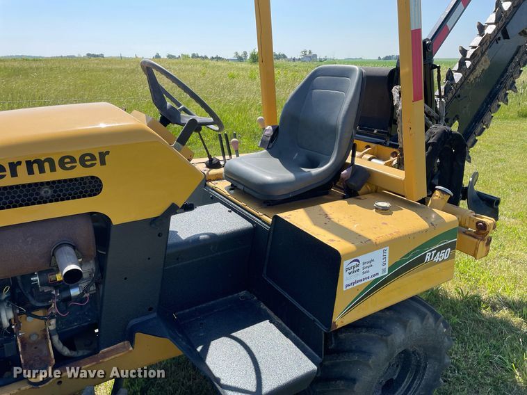 image for item DL3772 2005 Vermeer RT450  trencher