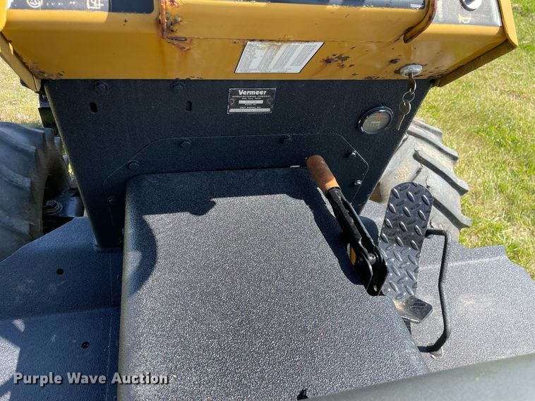 image for item DL3772 2005 Vermeer RT450  trencher