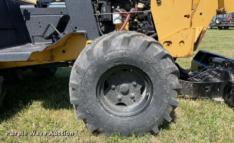 image for item DL3772 2005 Vermeer RT450  trencher