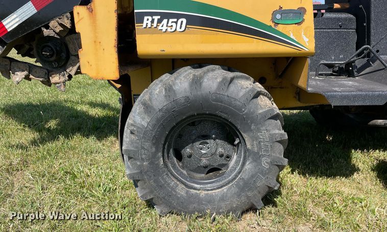 image for item DL3772 2005 Vermeer RT450  trencher