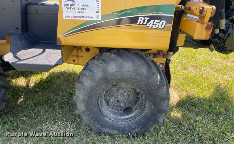image for item DL3772 2005 Vermeer RT450  trencher