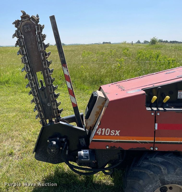 image for item DL3773 2010 Ditch Witch 410SX  cable plow