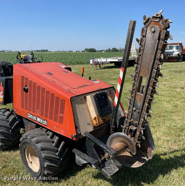 image for item DL3773 2010 Ditch Witch 410SX  cable plow