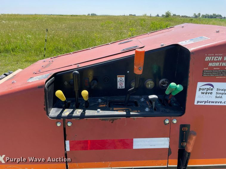 image for item DL3773 2010 Ditch Witch 410SX  cable plow