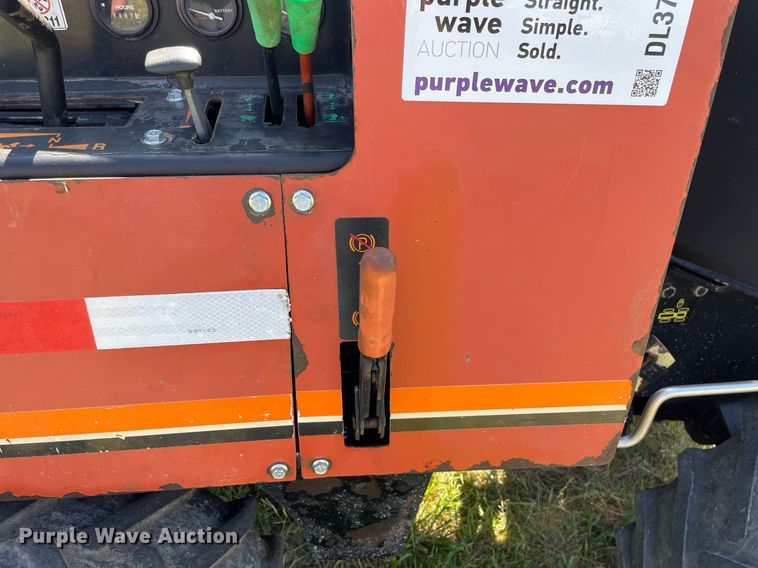 image for item DL3773 2010 Ditch Witch 410SX  cable plow