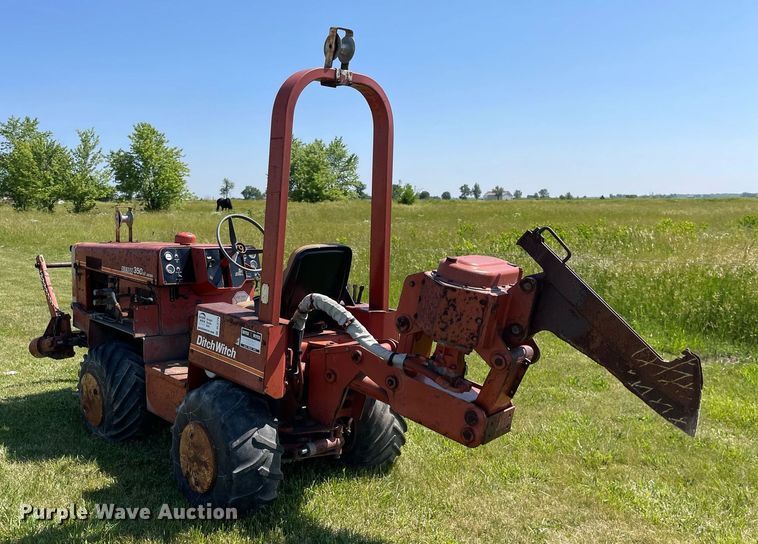 image for item DL3774 Ditch Witch 350SX  cable plow
