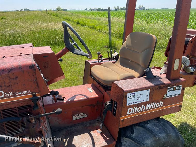 image for item DL3774 Ditch Witch 350SX  cable plow
