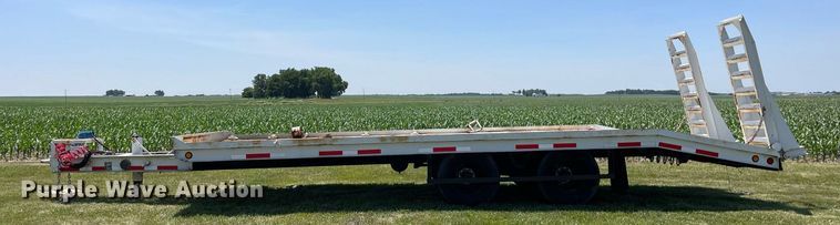image for item DL3776 2001 Butler B2424-A  equipment trailer