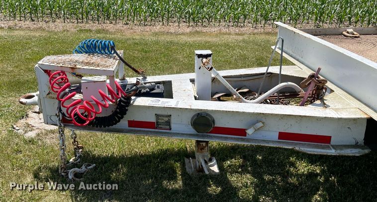 image for item DL3776 2001 Butler B2424-A  equipment trailer