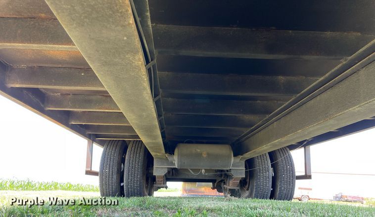 image for item DL3776 2001 Butler B2424-A  equipment trailer