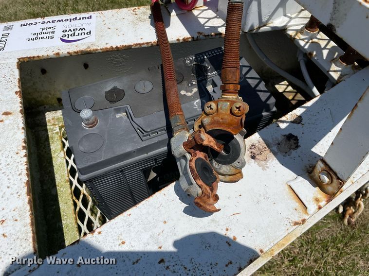 image for item DL3776 2001 Butler B2424-A  equipment trailer