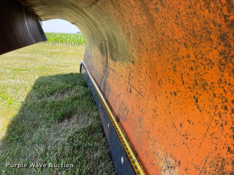 image for item DL3777 2004 International 7400  dump truck