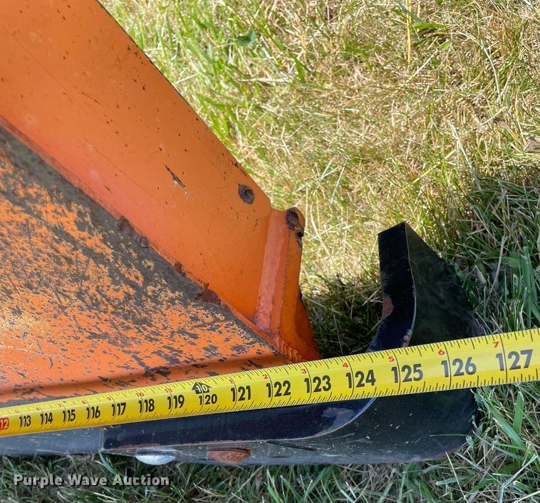 image for item DL3777 2004 International 7400  dump truck